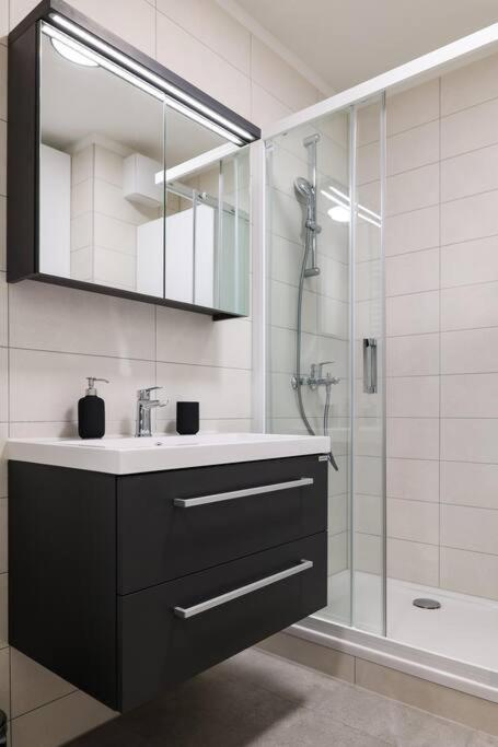 Elegance Haven By * Zagreb
