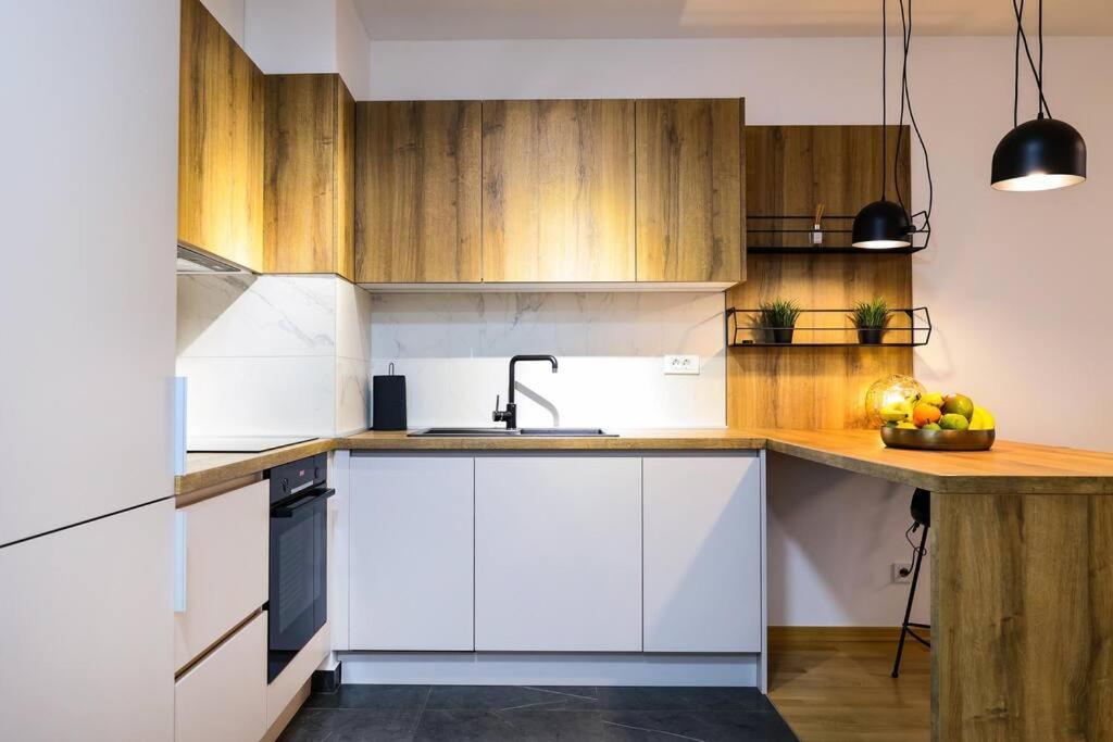 Apartment Elegance Haven By Zagreb